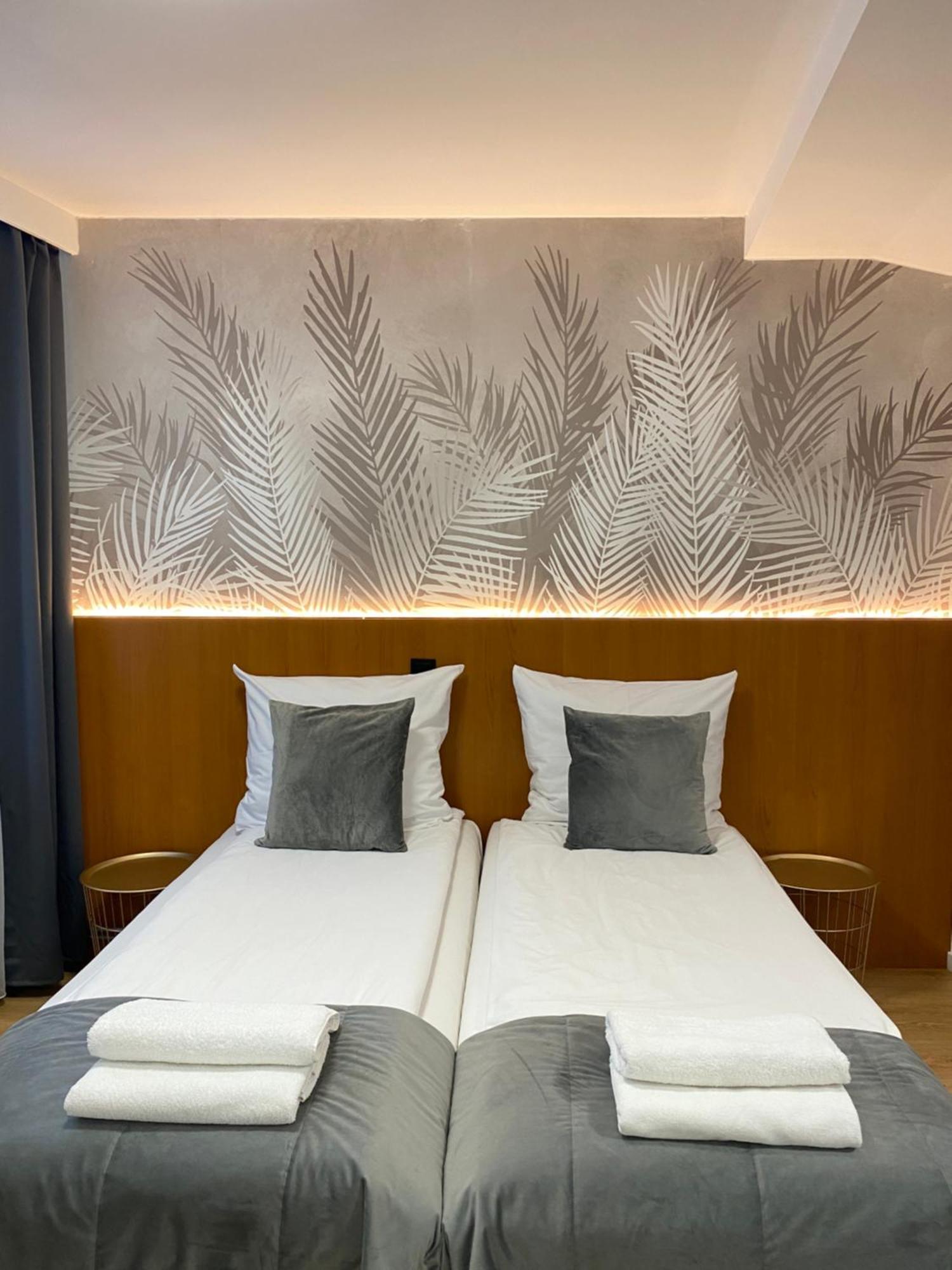 Cube House Aparthotel Krakau Buitenkant foto